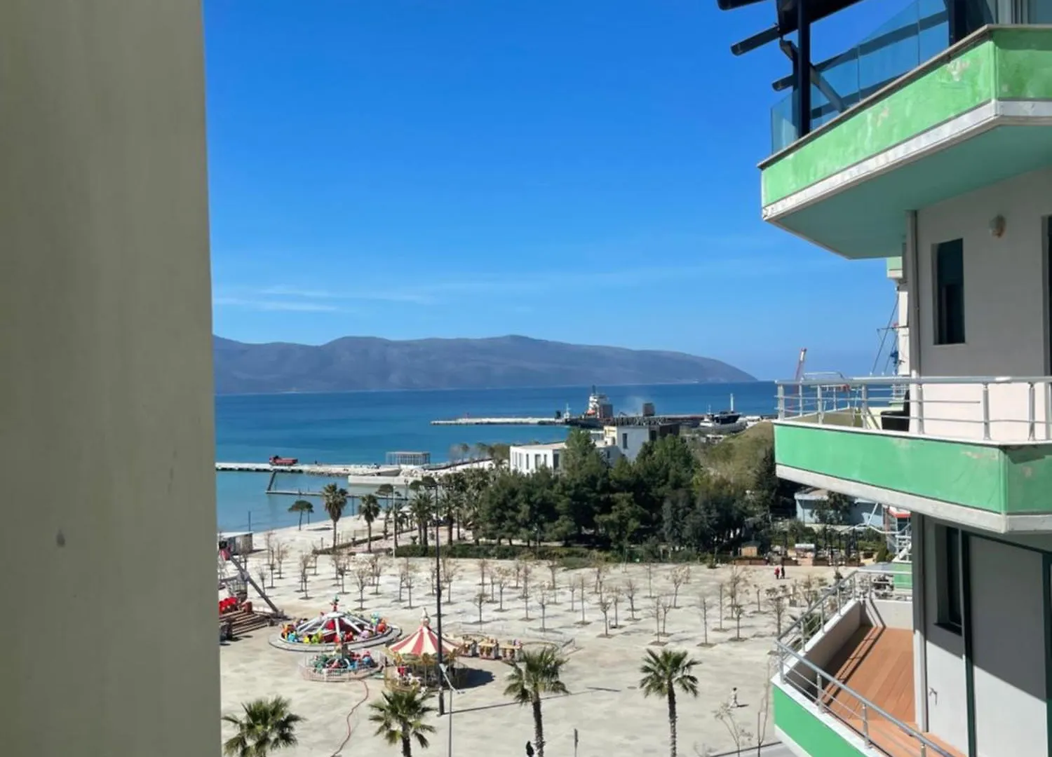 Lungomare Apartment Vlore 0*,  Albania