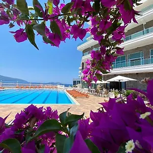 Apartamento Toto Boutique &, Vlorë